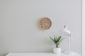 Table Basse Sculpturale Travertin et Noyer Minoria